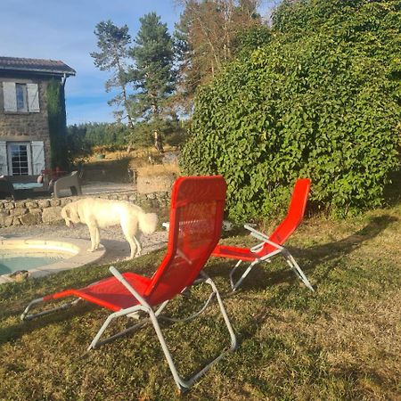 Room Lover Les Chaizes Saint-Romain-Lachalm Esterno foto